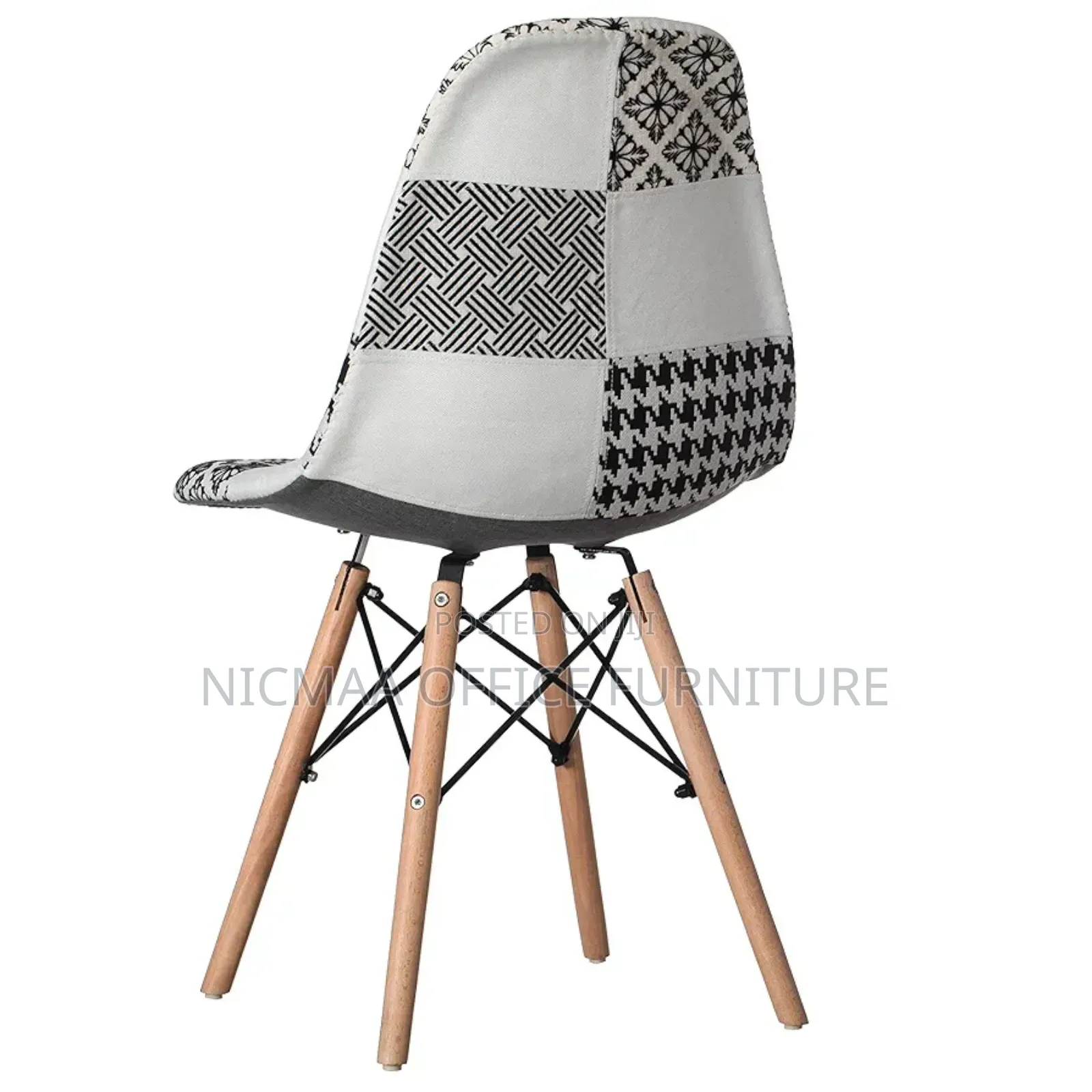 Comfy Stylish Patch Ease Accent Chair