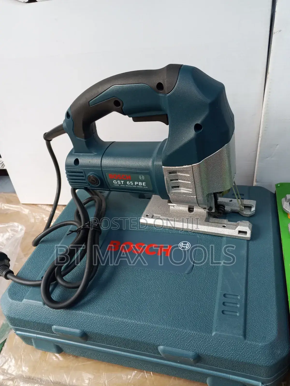 Jigsaw Machine
