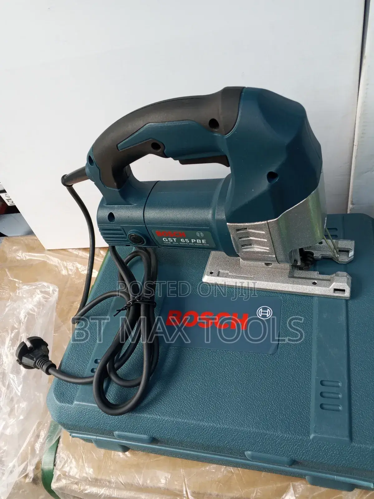 Jigsaw Machine