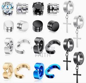 Non Piercing Magnetic Clips - thumbnail 2