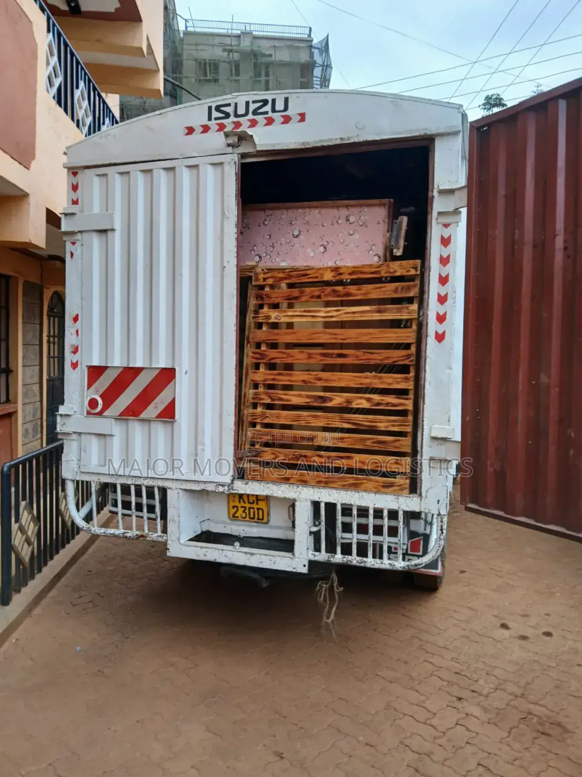 Canter Truck for Logistic Assignments Available