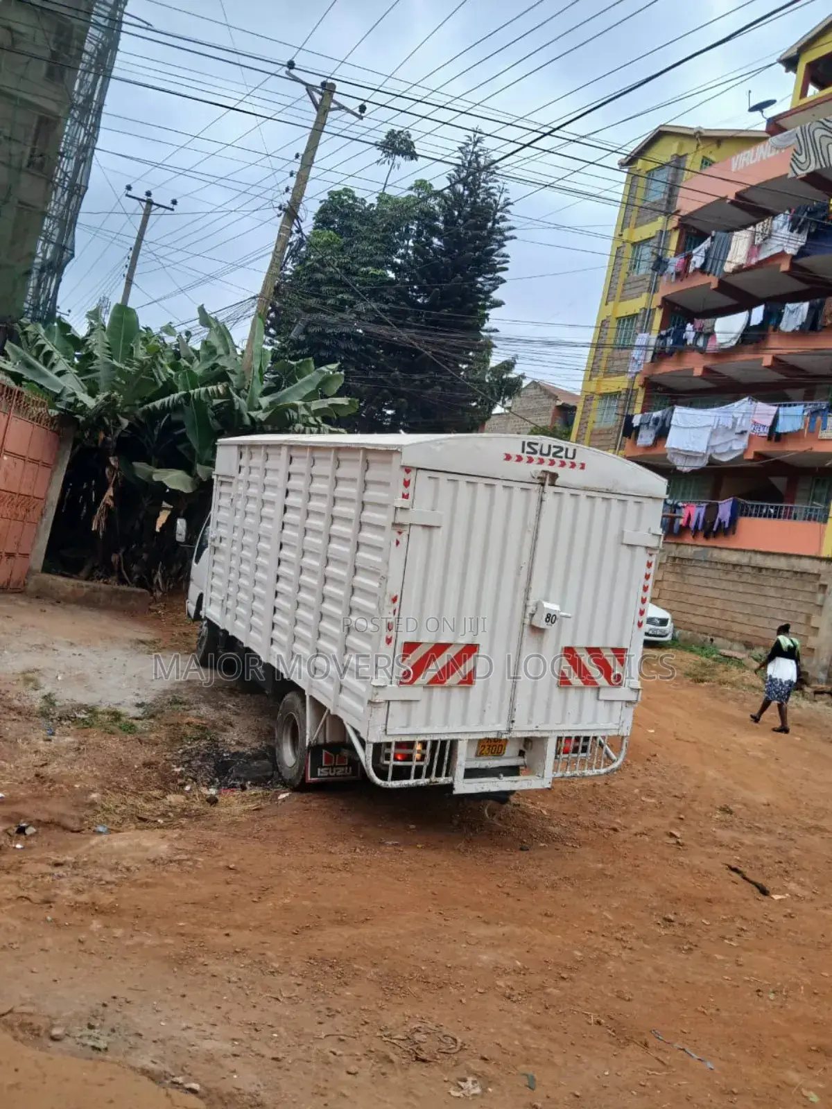 Canter Truck for Logistic Assignments Available