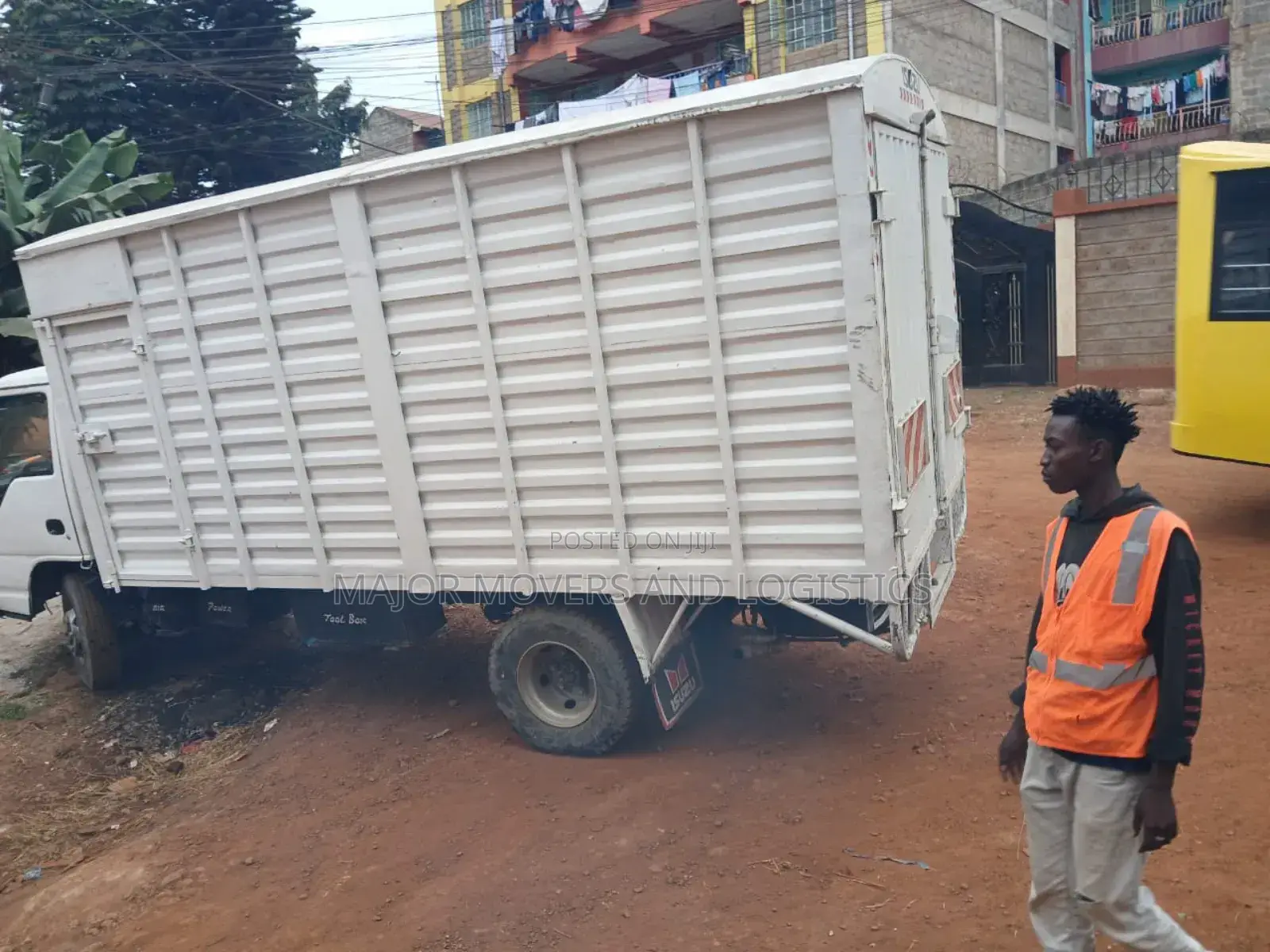 Canter Truck for Logistic Assignments Available