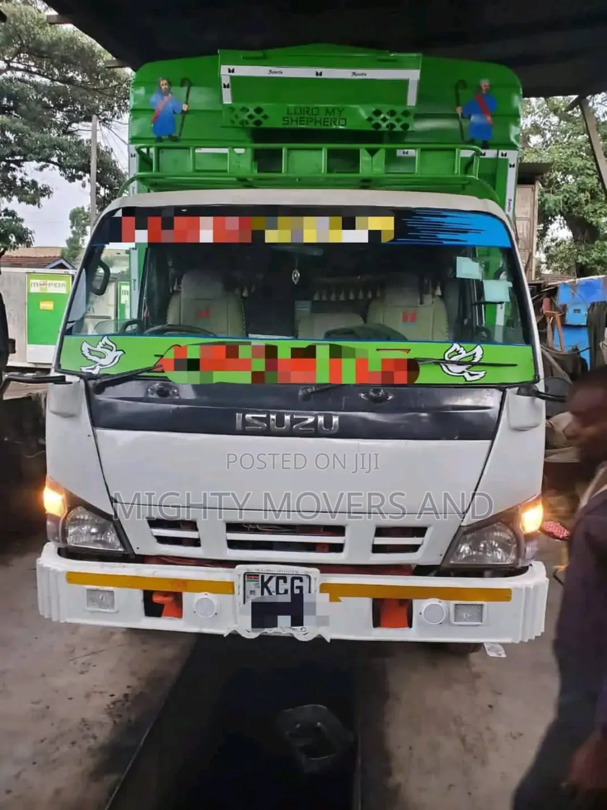 Open Truck for Transport Services Accessible