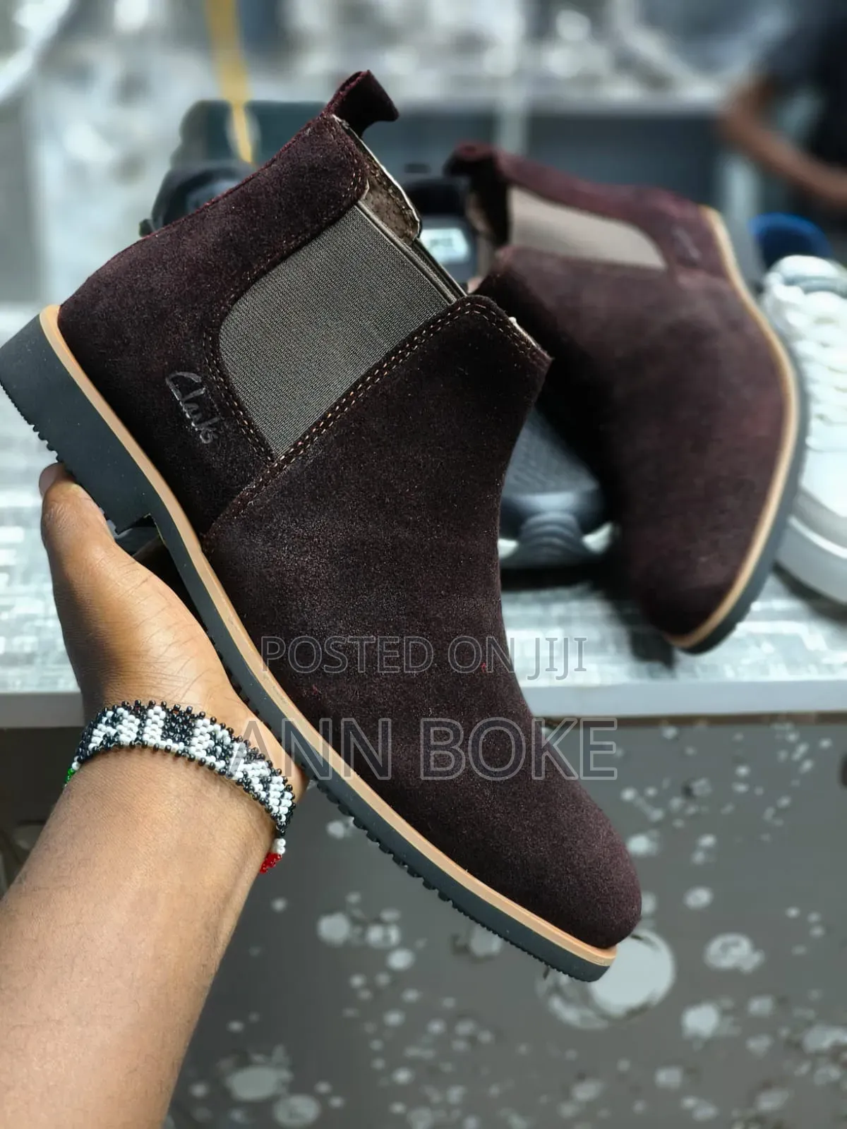 Original Boots 
Black 41/42
Coffee 40/41/41/43