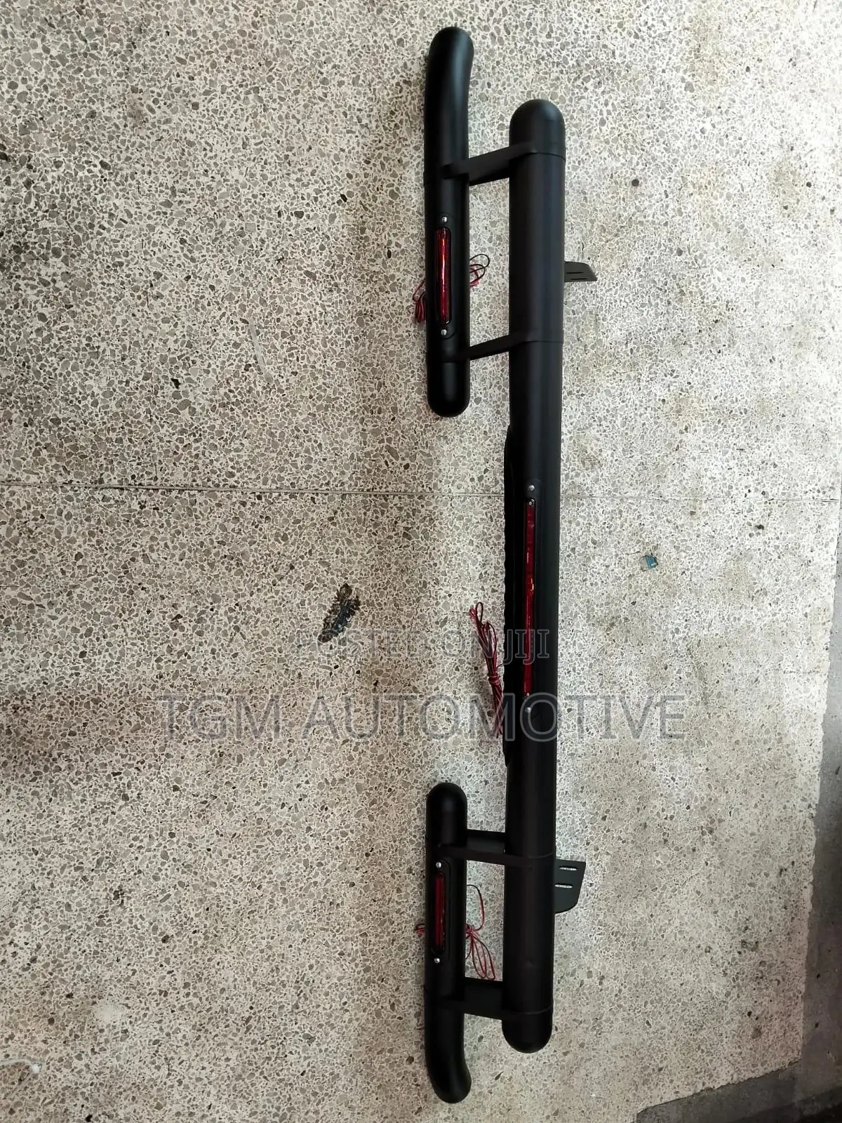 Universal Black Rear Guard With Reflector
