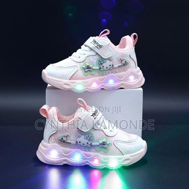 Kitty Led Sneakers - thumbnail 3