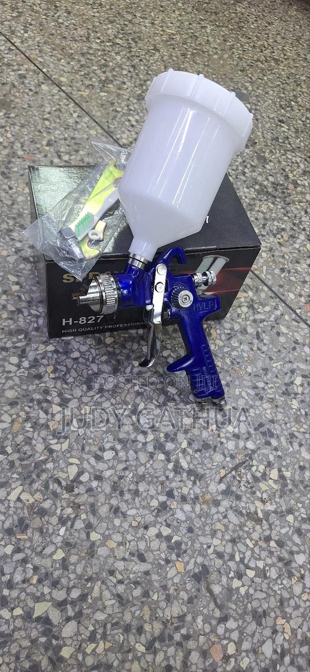 Spray Gun With Regulator