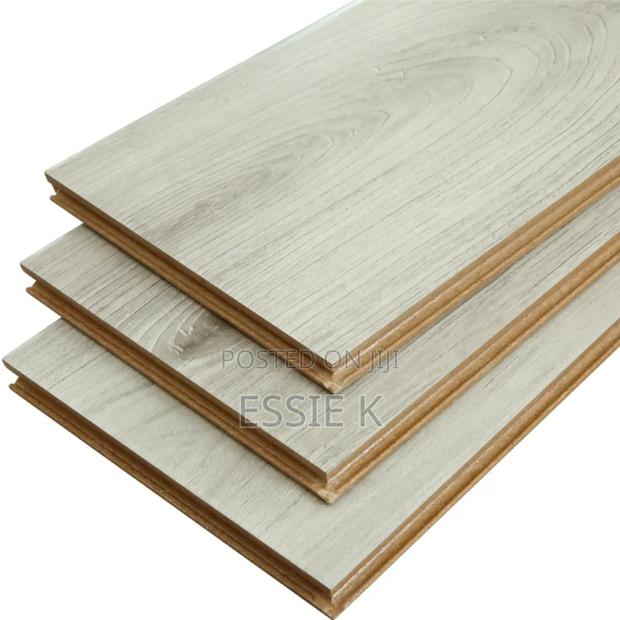 Laminated Flooring Boards 8mm - main view