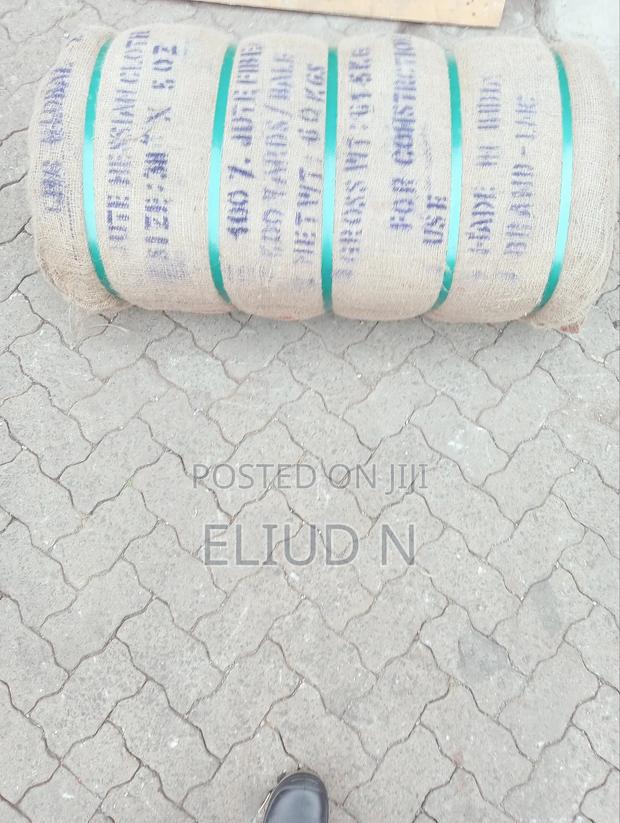 Hessian Fabric/Cloth 1mby 457m - thumbnail 2