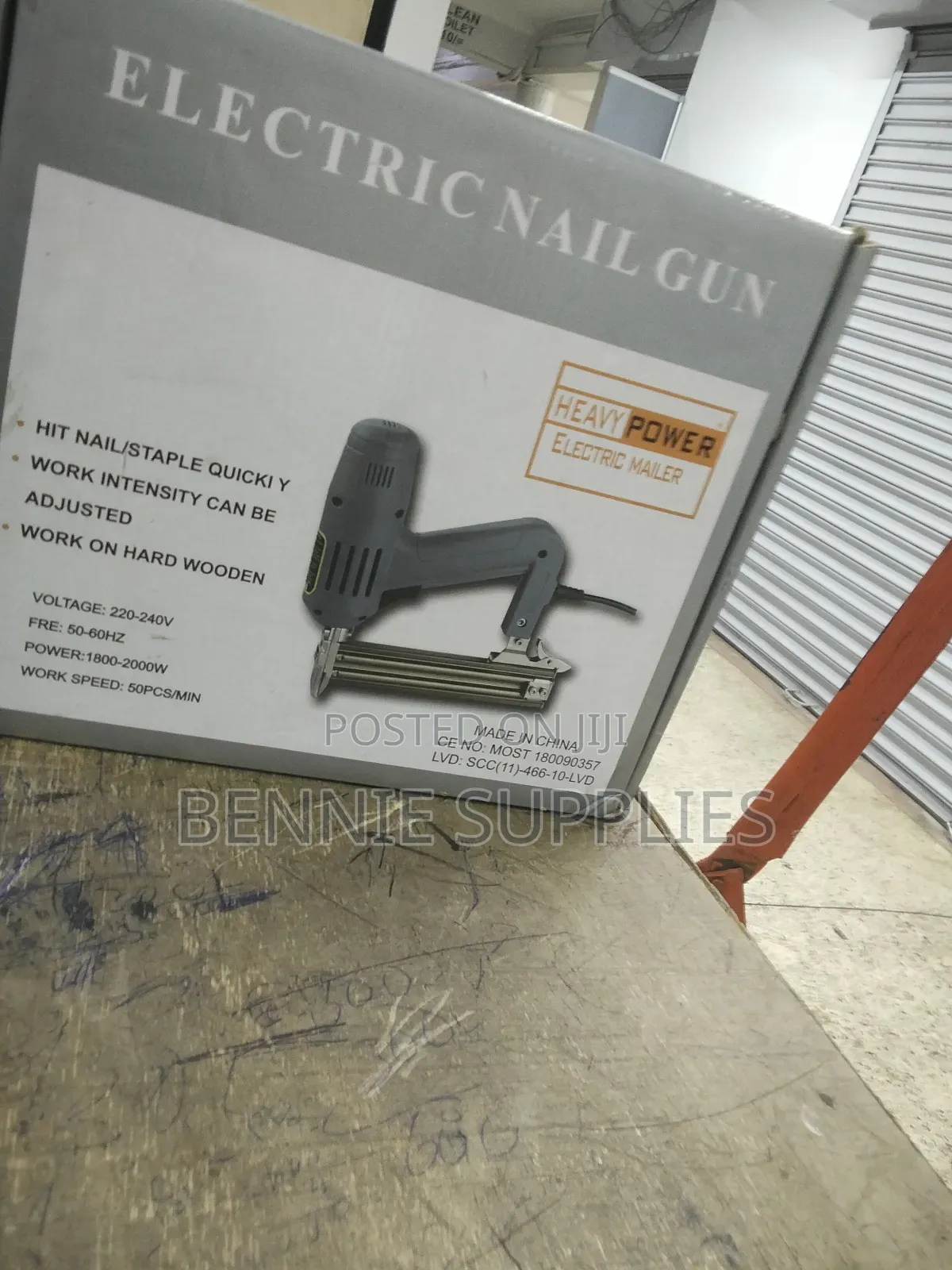 Electric Nail Gun / Royce 1800w Nail Gun
