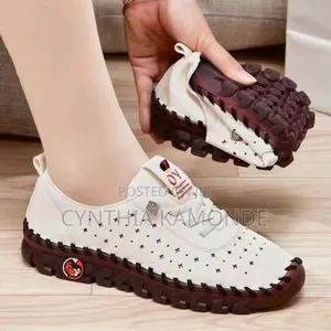 Dotted Ladies Loafers