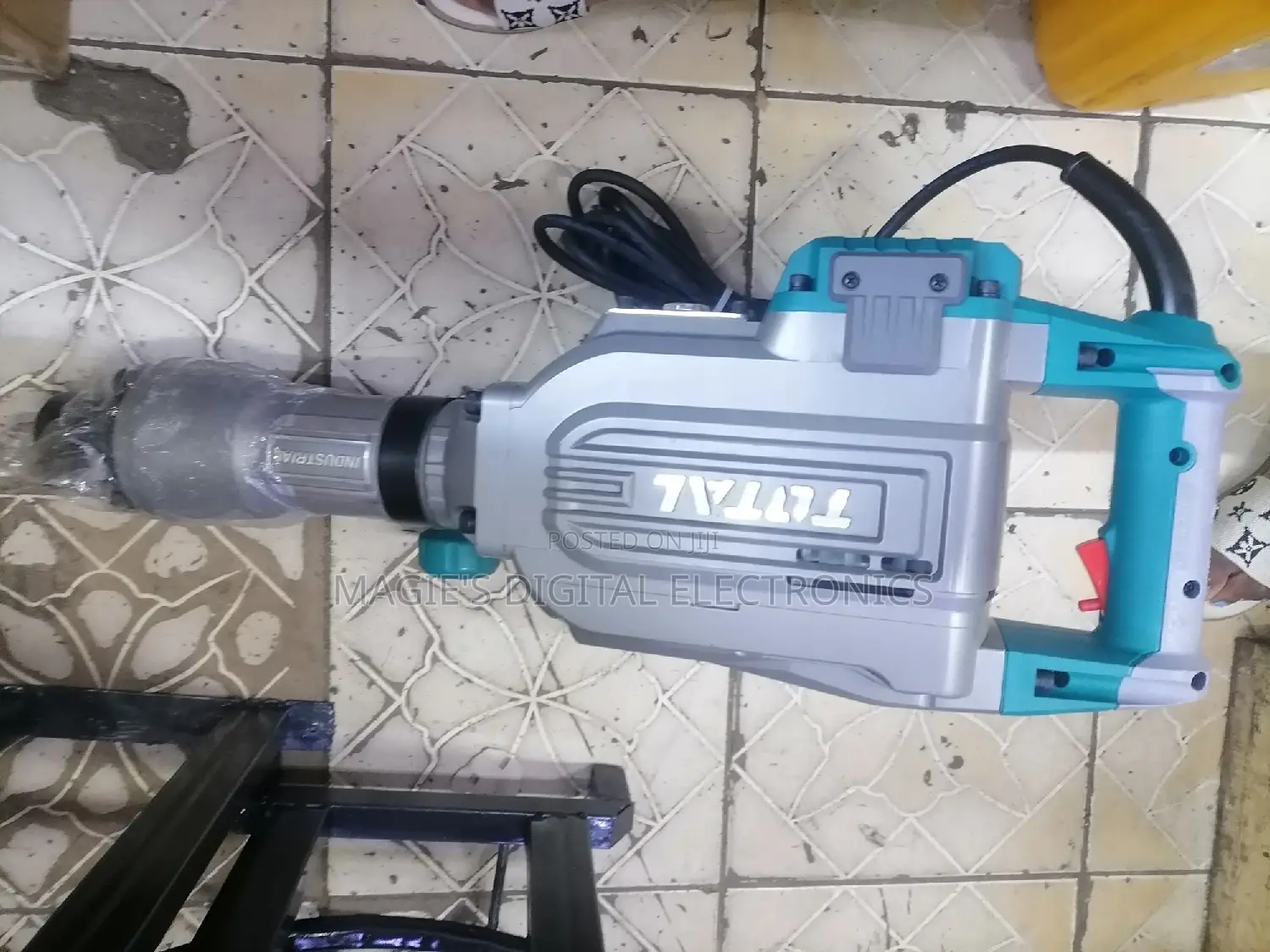 Most Affordable 1700w Total Demolition Breaker