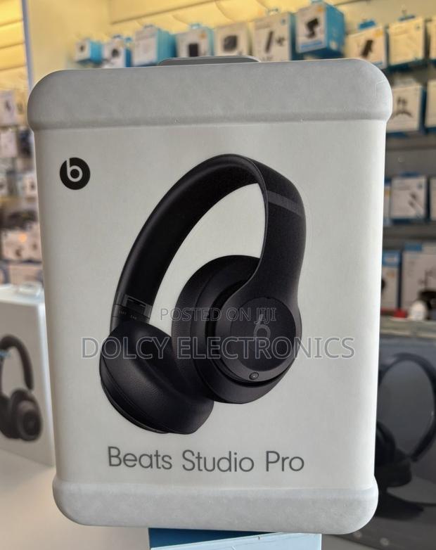 Beats Studio Pro Wireless Noise Cancelling Headphones - main view