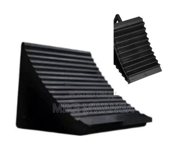 Heavy Duty Wheel Stopper - main view