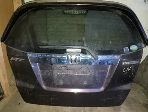Honda Fit 2012 Hybrid Tailgate
