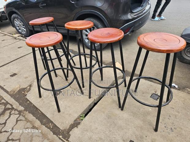 Lab Stools A009/S
