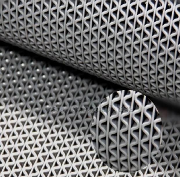  Industrial Grade Anti-Slip PVC Mat – Heavy-Duty Use