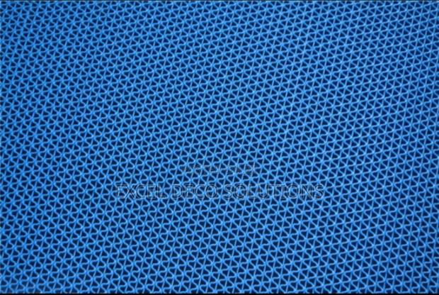  PVC Anti-Slip Door Mat – Stylish Entryway Grip