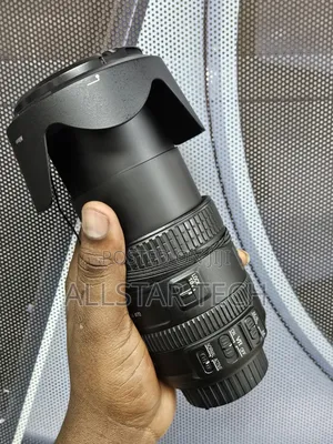 Nikon Af-S Dx 18-200mm F/3.5-5.6g Ed Vr Ii Lens