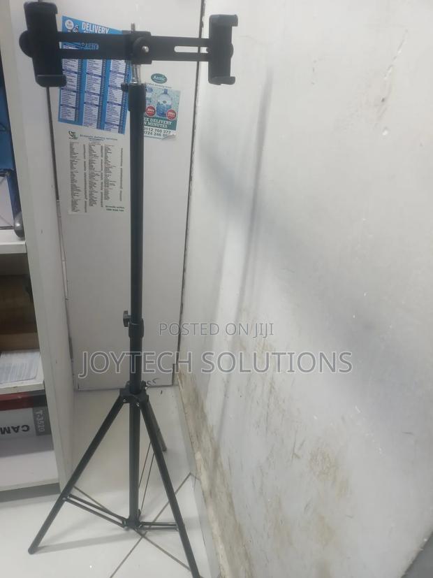 Tripod Stand With Two Phone Holders - thumbnail 2