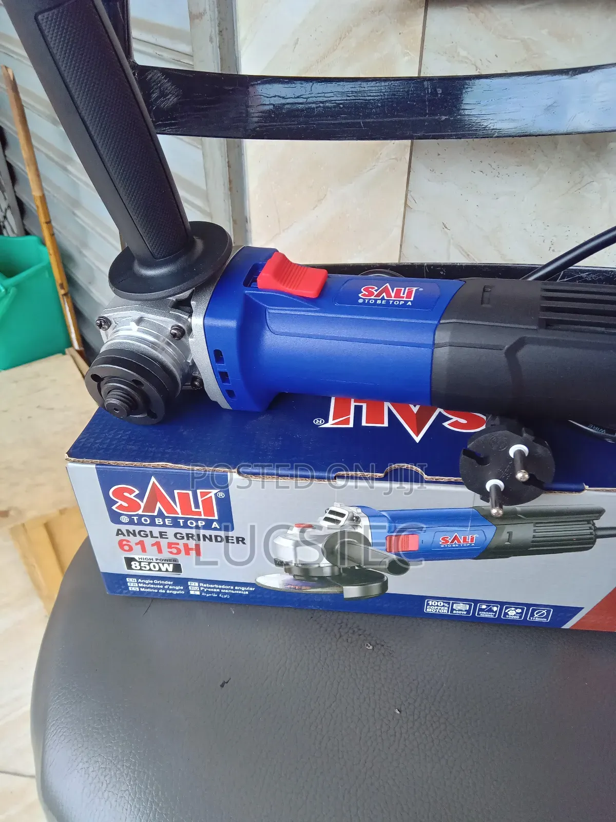 Sali 6115h Angle Grinder With An 850w Motor.