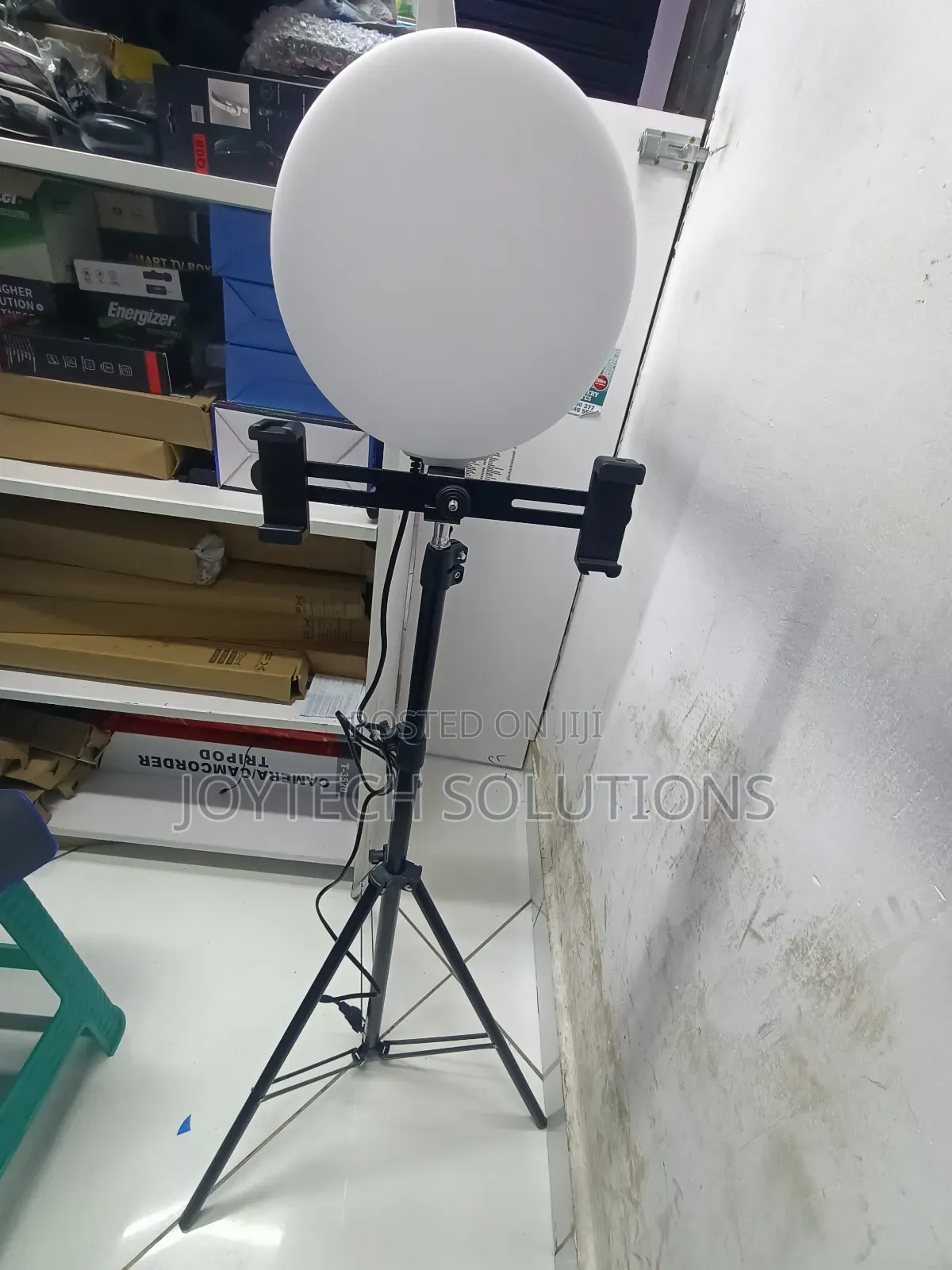 Studio Light With a Tripod Stand Selfie Full Ring Light