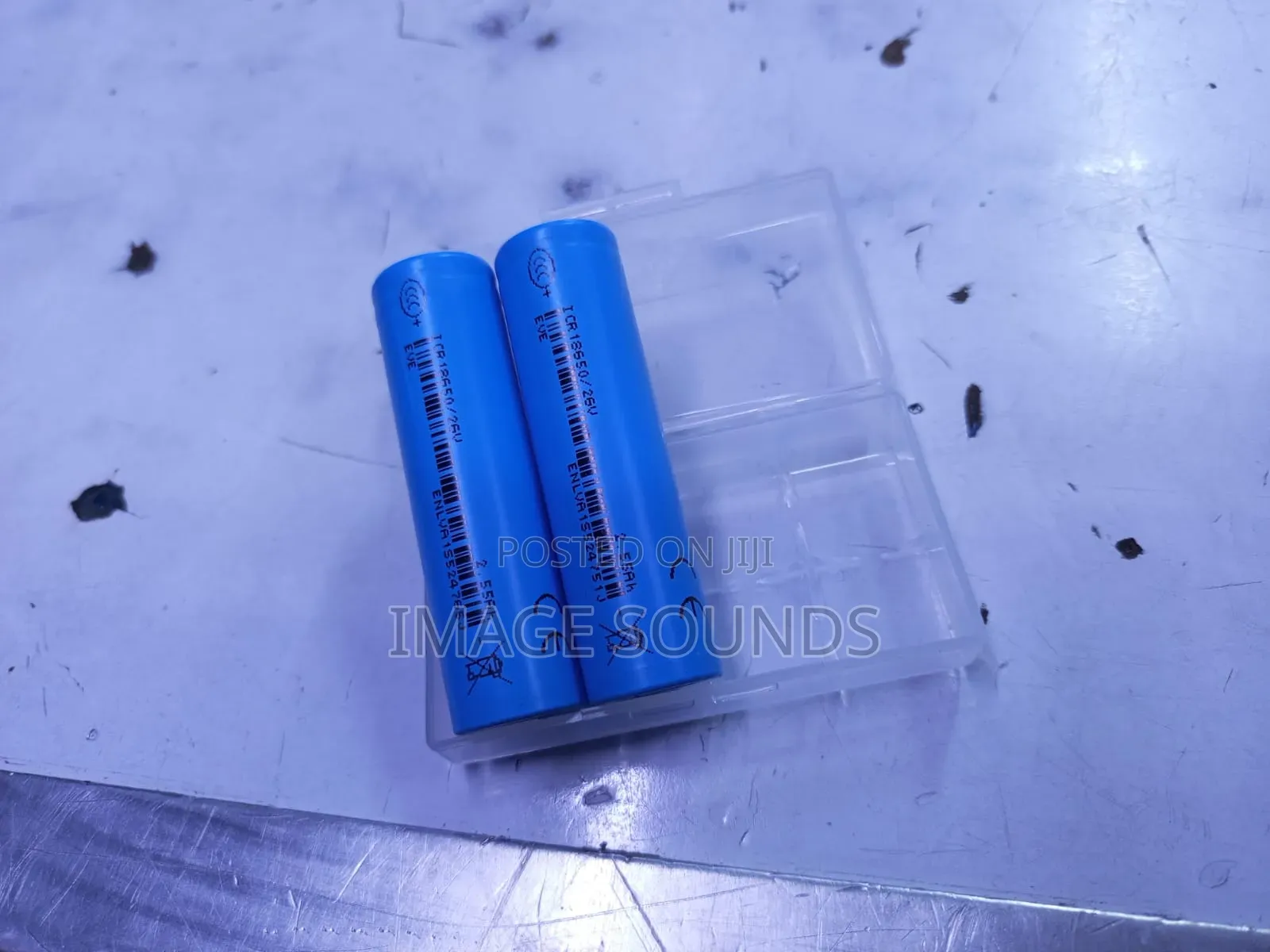 3.7volts Batteries Pair