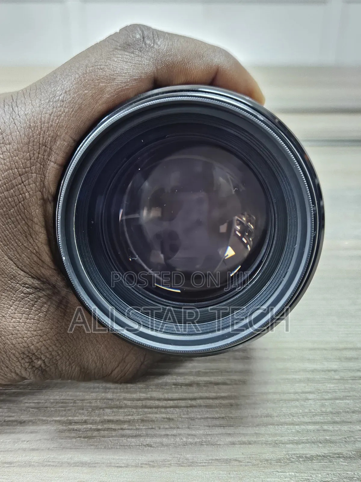 Canon Ef 85mm F/1.8 Usm Lens