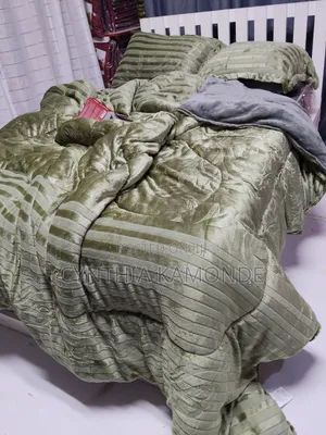 Warm Soft Silk Duvets