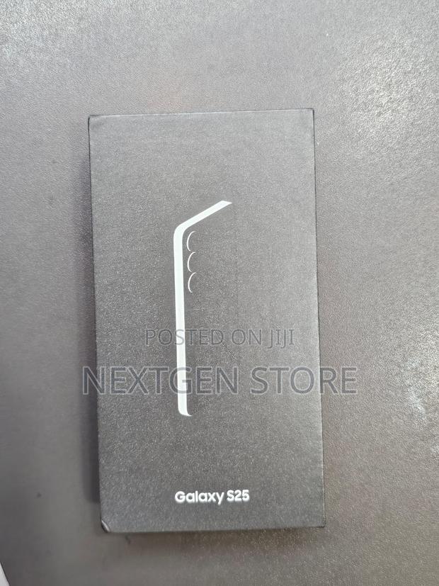 New Samsung Galaxy S25 256 GB Black - main view