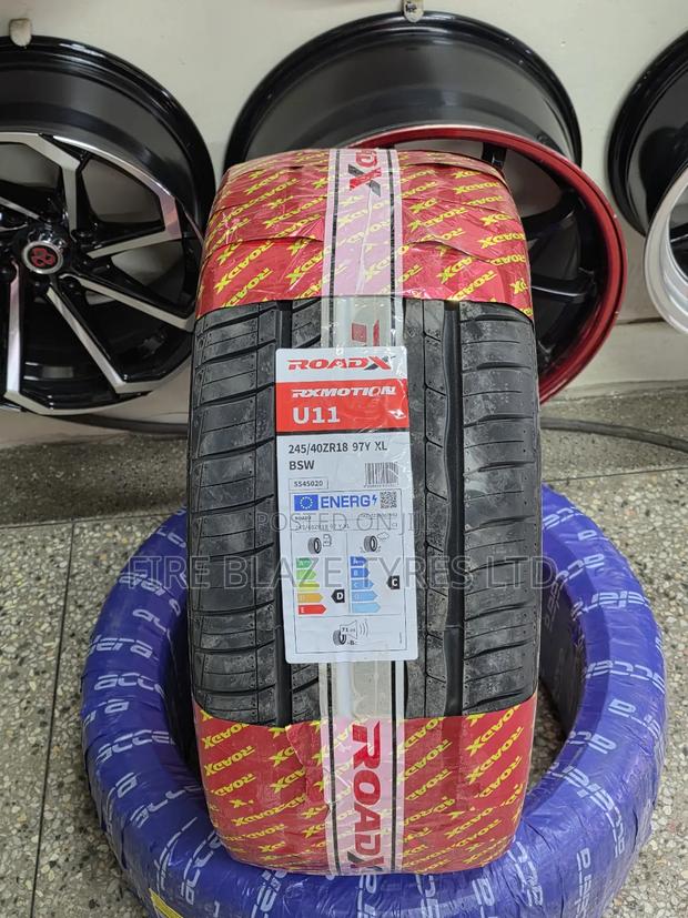 245/40r18 Roadx