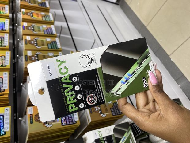 Sdtek Galaxy A06 Privacy Screen Protector Tempered Glass - thumbnail 3