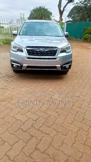 Subaru Forester Base AWD 2019 Silver