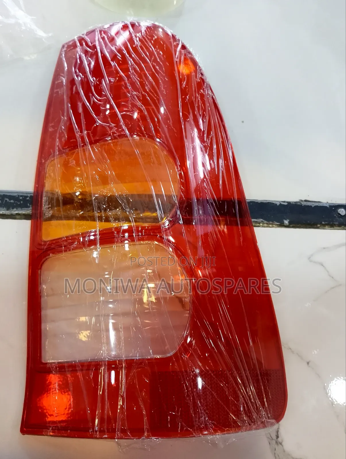 Tail Lens Hilux Vigo 2005 Model