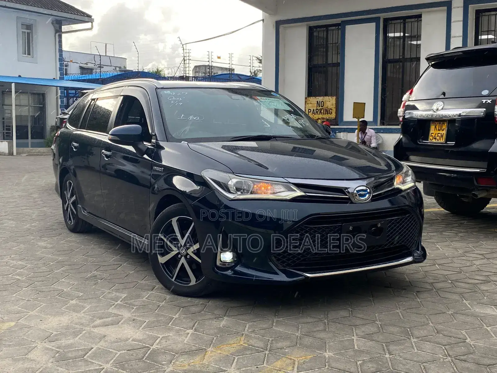 Toyota Corolla Fielder 2018 Blue
