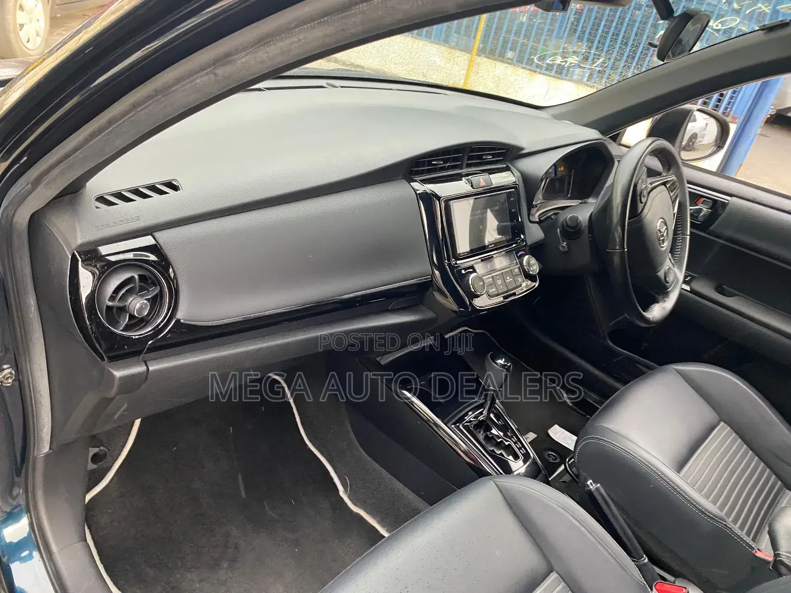 Toyota Corolla Fielder 2018 Blue