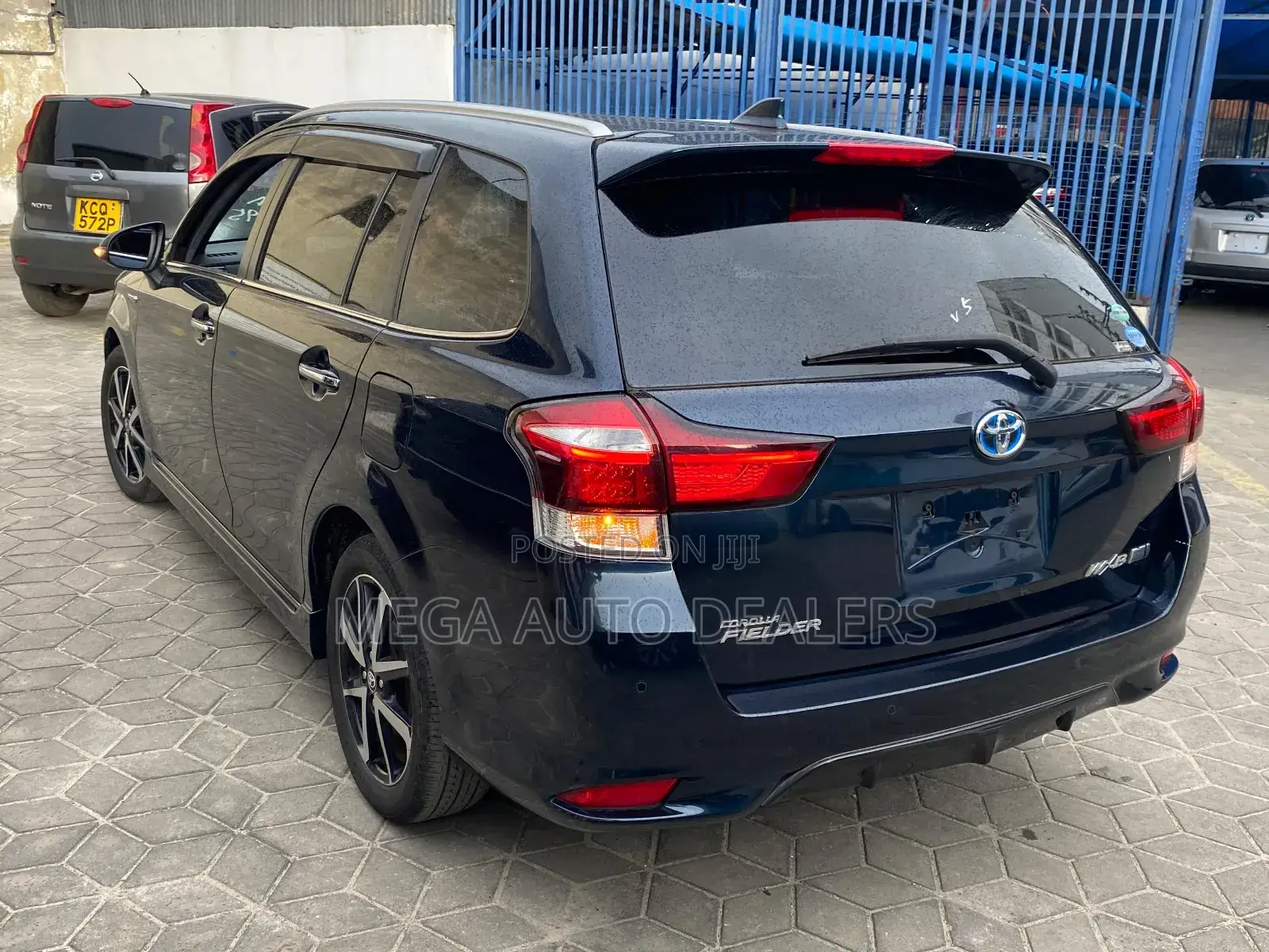 Toyota Corolla Fielder 2018 Blue
