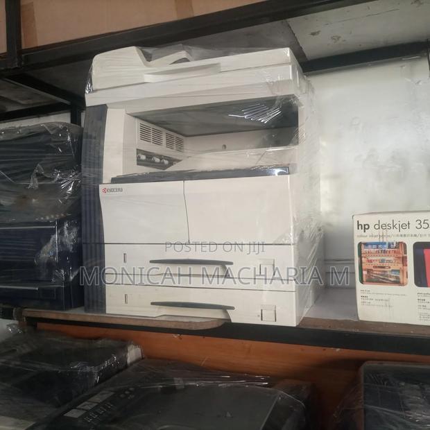 Digital Kyocera Km 2050 Machine - main view
