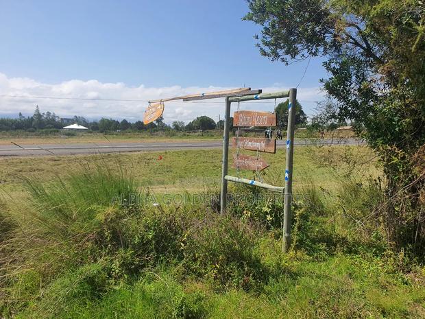Narumoru 5 Acres on Tarmac
