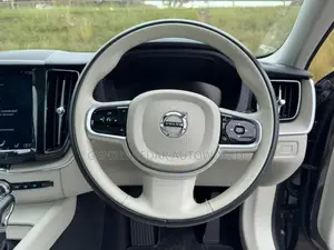 Volvo XC60 2018 Black