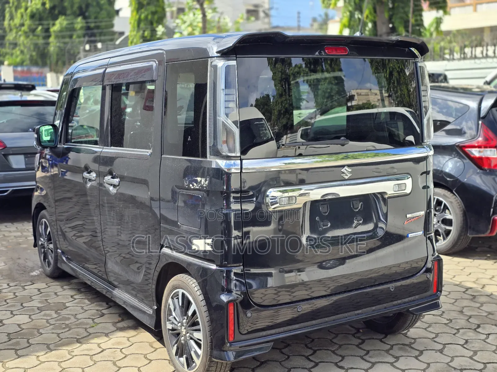 Suzuki Spacia 660 Hybrid T AWD 2018 Black