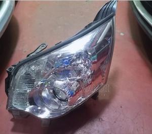 Ex Japan Noah 2012 Headlight Available - main view