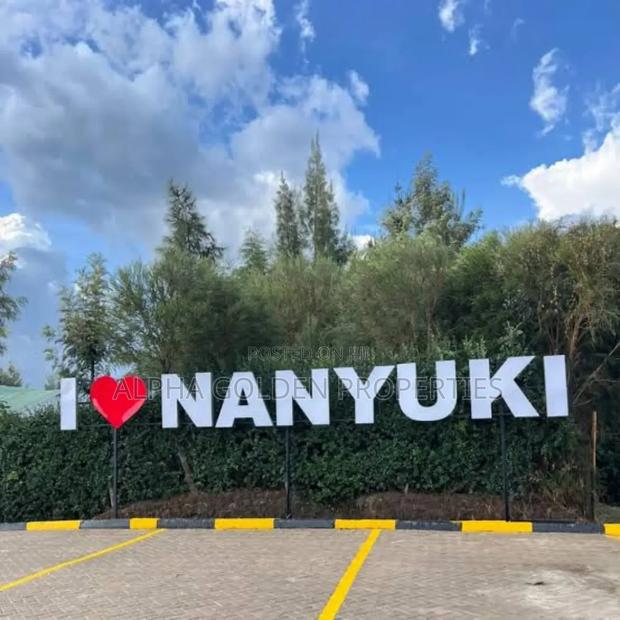 Nanyuki Quarter Plots Behind Airstrip