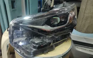 Ex Japan Toyota Auris 2015-2018 Xenon Headlight