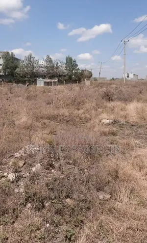 100 by 100 Main Katani Rd Prime 1/4 Acre Titled Plot – Katani Road