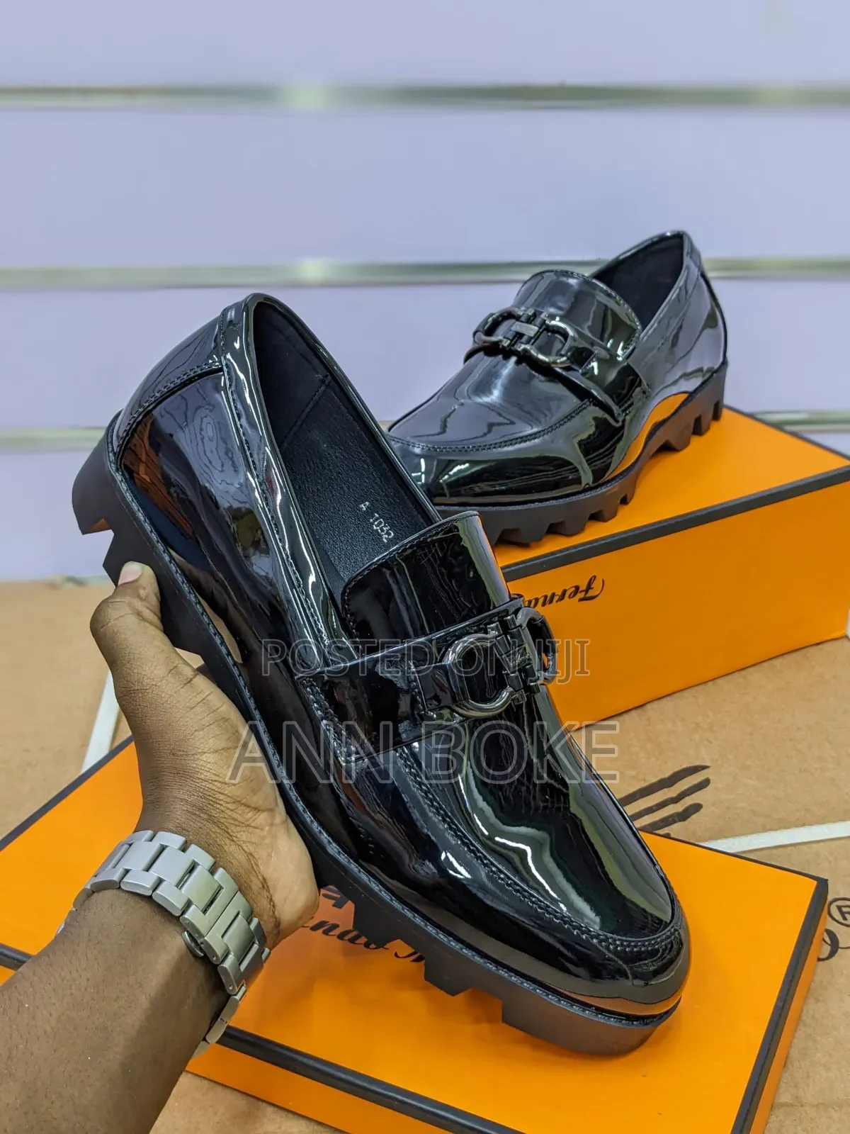 Fernando Wetlooks
Sizes: 40-45