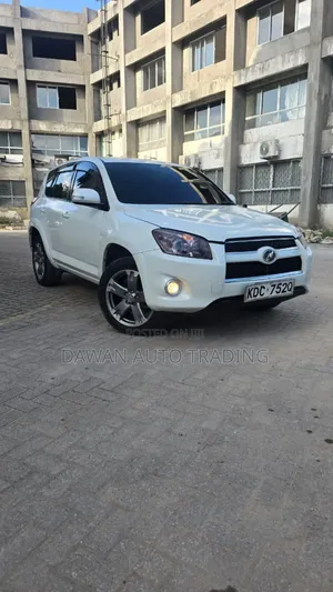 Toyota RAV4 2015 White