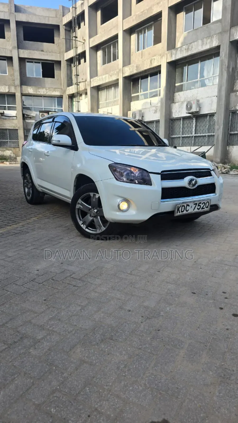 Toyota RAV4 2015 White