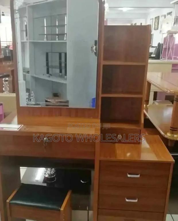 Brown Dressing Table With A Sliding Mirror (Large) Ds